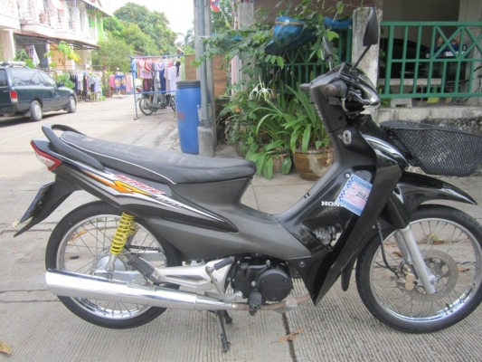 ขายด่วนwave100sปี51เครื่องดีราคามิตรภาพทะเบียน/โอน