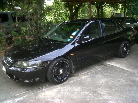 ขาย HONDA ACCORD VTi-e 2.3 AT Lev ปี 2000 สีดำ ขายได้ขายเลย