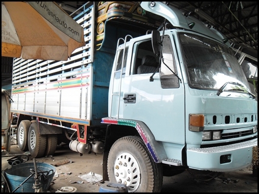 อีซูซุ ร๊อคกี้ 210 วางเครื่อง 195 รถล่องเพลาเดียว