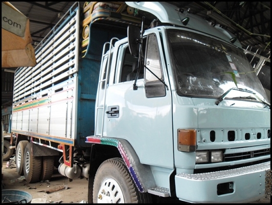 อีซูซุ ร๊อคกี้ 210 วางเครื่อง 195 รถล่องเพลาเดียว