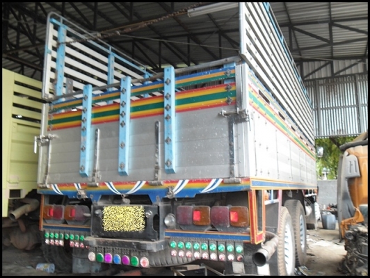 อีซูซุ ร๊อคกี้ 210 วางเครื่อง 195 รถล่องเพลาเดียว