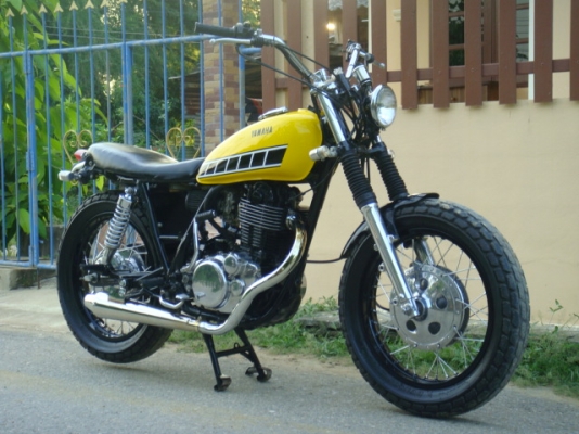 Yamaha SR 400 INV. 97 Tracker/มีวิดิโอประกอบการซื้อขาย Yamaha SR 400 INV. 97 Tracker/มีวิดิโอประกอบการซื้อขาย