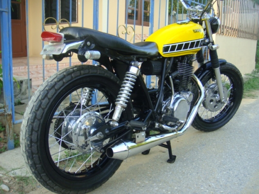 Yamaha SR 400 INV. 97 Tracker/มีวิดิโอประกอบการซื้อขาย Yamaha SR 400 INV. 97 Tracker/มีวิดิโอประกอบการซื้อขาย