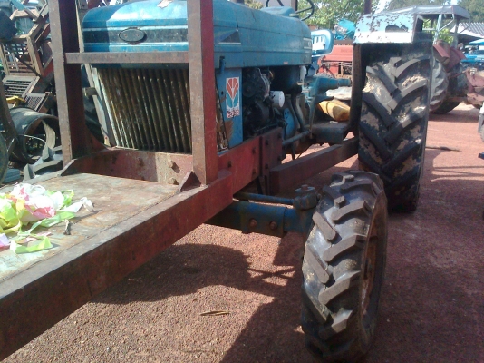 ขายรถไถฟอร์ด6610 ราคา 280000 ขายรถไถฟอร์ด6610 ราคา 280000