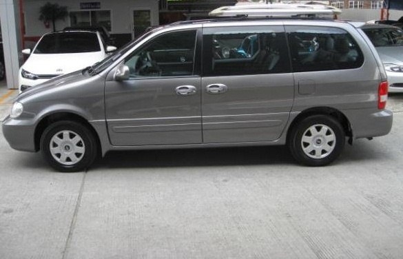 รถ KIA CARNIVAL GS 2.4  AT ปี 2004