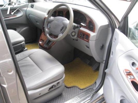 รถ KIA CARNIVAL GS 2.4  AT ปี 2004