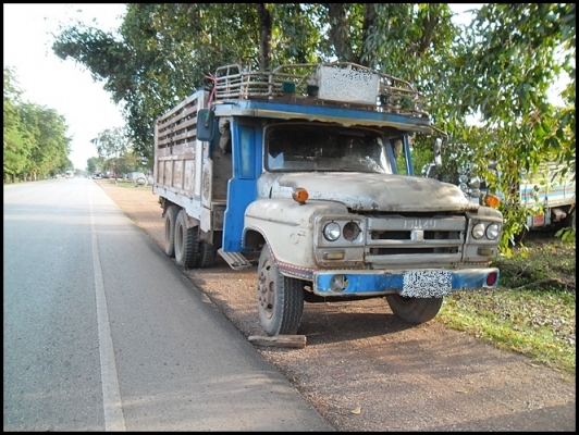 สิบล้อดั้มหน้ายาว เพลาเดียว ราคาจิ๊บๆ