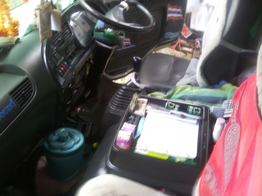 ISUZU DECA FVM 195 HP EURO1 ปี 47 สิบล้อเพลาเดียว กระบะมิเนียมคอกสูงเกษตรของอู่สิริชัยโคราช เครื่องแห้งดีแรงดี หัวบางเดิม ภายในสวยครบ แอร์ พวงมาลัยเพาเวอร์ ช่วงล่างแน่น เอกสารทะเบียนภาษีครบพร้อมโอนได้เลยครับ ISUZU DECA FVM 195 HP EURO1 ปี 47 สิบล้อเพลาเดียว กระบะมิเนียมคอกสูงเกษตรของอู่สิริชัยโคราช เครื่องแห้งดีแรงดี หัวบางเดิม ภายในสวยครบ แอร์ พวงมาลัยเพาเวอร์ ช่วงล่างแน่น เอกสารทะเบียนภาษีครบพร้อมโอนได้เลยครับ