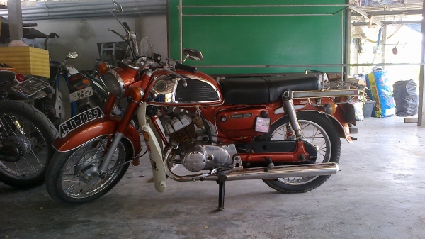 ขายk125มีเล่มไม่โอนทะเบียนไม่ขาดต่อเครื่องดี