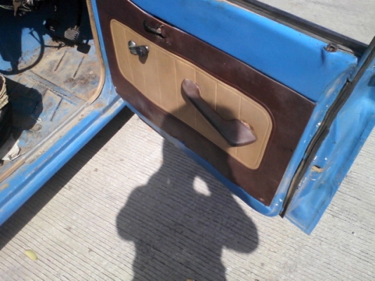 ขาย isuzu kb 20 สวยๆมีทะเบียนพร้อมโอนไม่ขาดต่อ