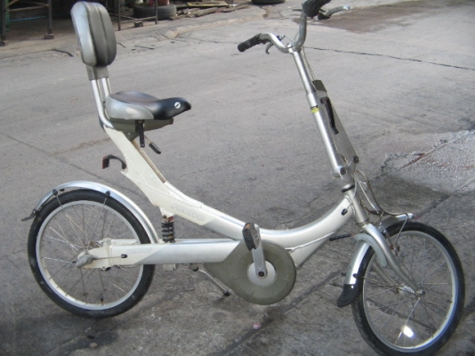 ขาย จักรยาน Giant Revive สีขาว 3 เกียร์ในดุม นำเข้าญี่ปุ่นสภาพสวย ราคา 10,000