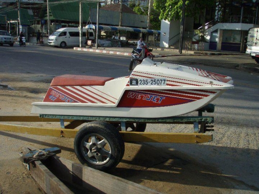 à¹€à¸ˆà¹‡à¸—à¸ªà¸à¸µ WET JET à¸ˆà¸²à¸à¸­à¹€à¸¡à¸£à¸´à¸à¸² à¸—à¸£à¸‡à¸„à¸¥à¸²à¸ªà¸´à¸à¸«à¸²à¸¢à¸²à¸