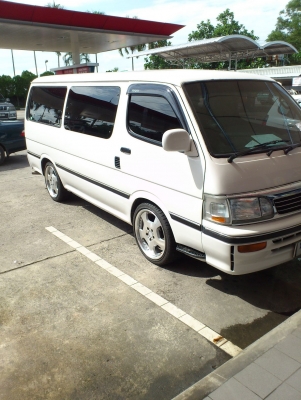 ขายรถตู้ Toyota Hiace ปี 93 สวยพร้à¸à¸¡à¹ƒà¸Šà¹‰ ขà¸à¸‡à¹à¸•่งเต็ม ขายรถตู้ Toyota Hiace ปี 93 สวยพร้à¸à¸¡à¹ƒà¸Šà¹‰ ขà¸à¸‡à¹à¸•่งเต็ม