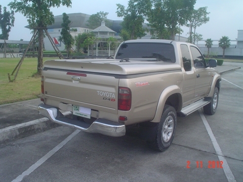 TOYOTA PRERUNNER 2.5E AUTO D4Dขาย335000 บาท