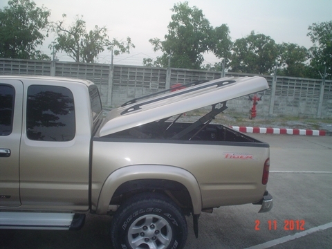 TOYOTA PRERUNNER 2.5E AUTO D4Dขาย335000 บาท