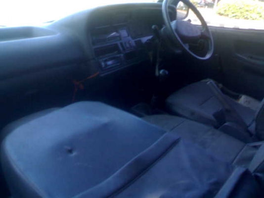 TOYOTA HIACE 2.8 เพาเวอร์ ปี 47 TOYOTA HIACE 2.8 เพาเวอร์ ปี 47