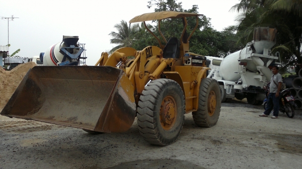 ขาย รถตัก CAT  สภาพพร้อมใช้งาน