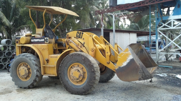 ขาย รถตัก CAT  สภาพพร้อมใช้งาน