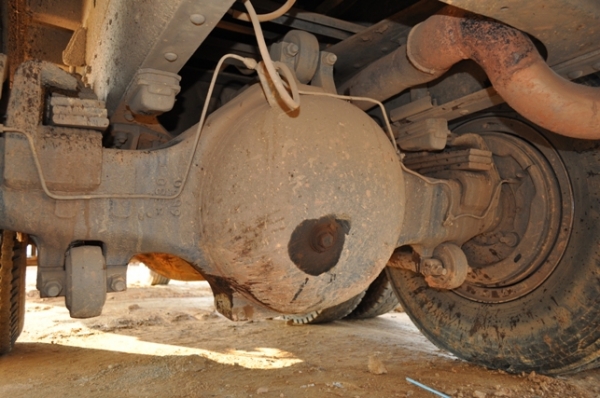 ขายดาวน์ Hino Mega 320 แรงม้า / 2 เพลา มีระบบลากพ่วง