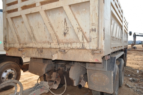 ขายดาวน์ Hino Mega 320 แรงม้า / 2 เพลา มีระบบลากพ่วง