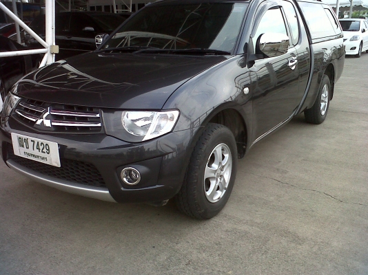 TRITON  2.5  รถเดิมน่าใช้ มาก รถสวย