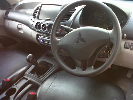 TRITON 2.5 รถเดิมน่าใช้ มาก รถสวย TRITON 2.5 รถเดิมน่าใช้ มาก รถสวย