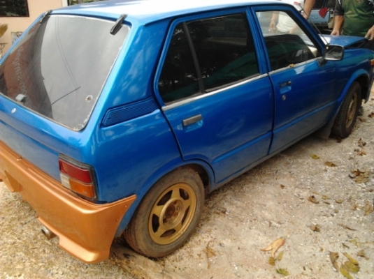 ขาย เก๋ง 5 ประตู SUZUKI SS40 เครื่องไดฮัสสุ มิร่า 660 ประหยัด ช่วงล่างดี ภายในโอเค ล้อแม็กซ์ วิทยุเทป ยางดี พร้อมใช้งาน  ***ขายแล้วครับ ขอบคุณTruck2hand