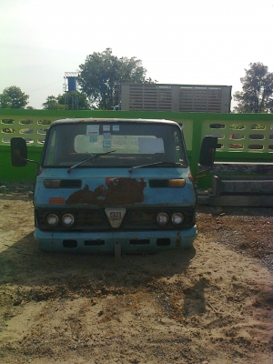 ต้องการขายหัวรถหกล้อ