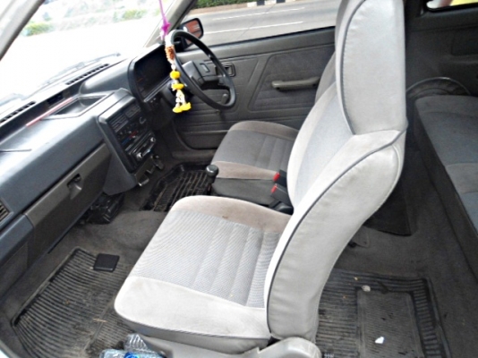 FORD ปี94 ขาย 80000 FORD ปี94 ขาย 80000