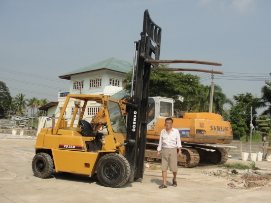 ขายรถโฟกลิฬต์ หนัก 3.5 ต้น เจ้าของขายเอง มือ 2 หนัก 3.5 ตัน