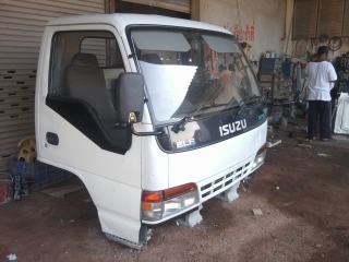 หัวรถ npr การ์ตูน  120