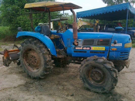 ขายรถไถแช้มป์424 4WD ราคาถูก