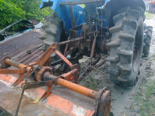 ขายรถไถแช้มป์424 4WD ราคาถูก