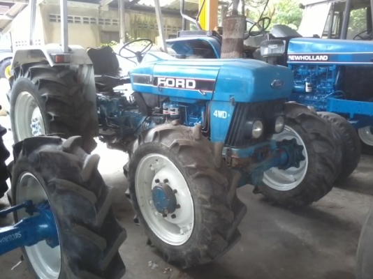 ขายรถไถFORD3930/3สูบ 4WD ขายรถไถFORD3930/3สูบ 4WD