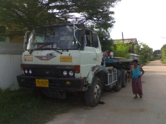 ขาย หัวลาก 10 ล้อ ฮีโน่ ZM 360 แรงม้า หางพื้นเรียบ 9 เมตร โทร 081-9837056