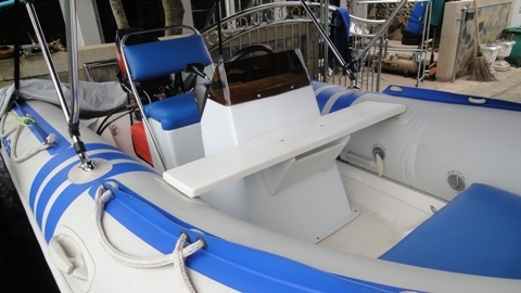 ขายเรือยางท้องไฟเบอร์ เครื่องTohatsu 30 พร้อมใช้