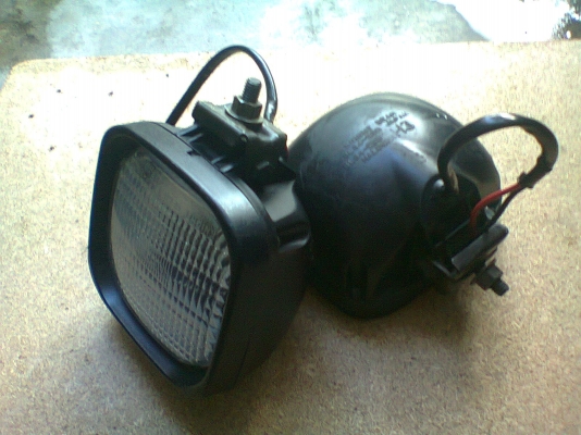 ต้องการขายไฟสปอร์ตไลท์