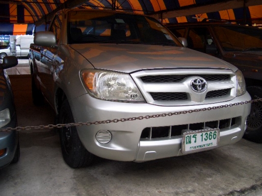 กระบะช่วงยาวTOYOTA VIGOปี2006เครื่อง1jz gas/lpgสีบรอนท์เงิน