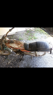 -ขาย YAMAHA รีดวาร์ว มีทะเบียนเล่มเขียว ไม่โอนขาดต่อหลายปี เครื่องติดขี่ได้ 4500 -ขาย YAMAHA รีดวาร์ว มีทะเบียนเล่มเขียว ไม่โอนขาดต่อหลายปี เครื่องติดขี่ได้ 4500