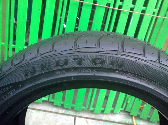 **** ขายถูกๆ  ยางใหม่   235/45/17   ****