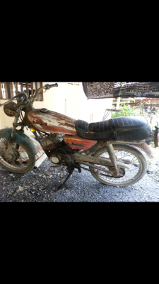 -ขาย YAMAHA รีดวาร์ว มีทะเบียนเล่มเขียว ไม่โอนขาดต่อหลายปี เครื่องติดขี่ได้ 4500