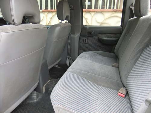 รีบใช้ตังค์ FORD RANGER 2.5 XLT 4WD 4ประตู ตัวท๊อป แอร์แบคคู่ เอบีเอสน ปี 2001