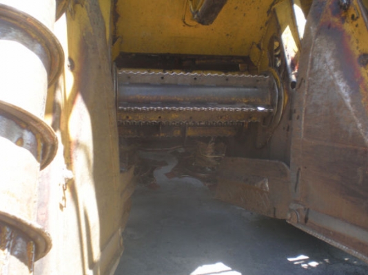 ขายรถตัดอ้อย CAMECO ล้อยางแท้ ปี 98 ขายรถตัดอ้อย CAMECO ล้อยางแท้ ปี 98