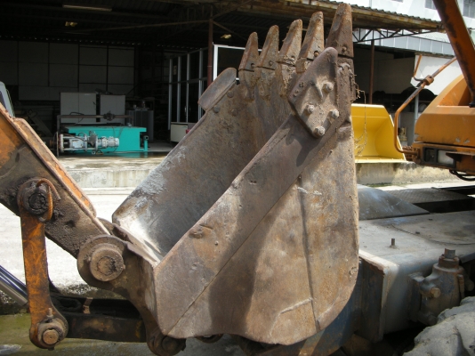 รถขุดล้อยาง รถขุดล้อยาง