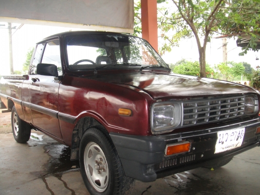 ขาย มาสด้า 1300 สีแดง เดิมๆๆ ทะเบียนเต็มพร้อมโอน