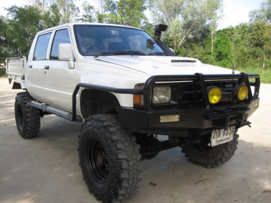 ขายโตโยต้าคานแข็ง YN พร้อมลุย ขายโตโยต้าคานแข็ง YN พร้อมลุย