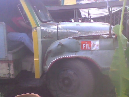 ขาย 6 ล้อดั้มดิน หน้ายาว อีซูซุ EX  เฟืองท้ายใหญ่ พวงมาลัยเพาเวอร์ โทร 081-9837056