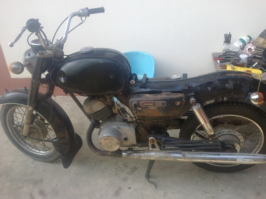 อร่อยหัวเขา  ติดต่อ 081-931-5032