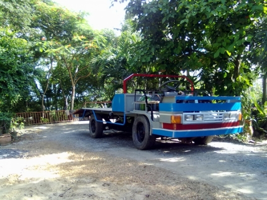 ต้องการขายรถอีแต๋นเครื่อง isuzu KB2200