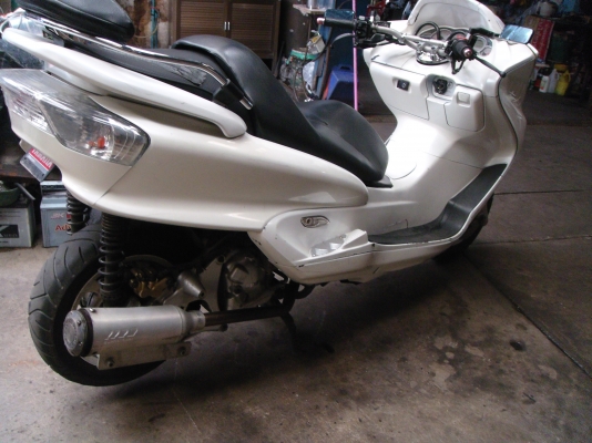 ขาย Majesty 250cc. ไมล์ 5 หลุม Tel.081-833-0936 ขาย Majesty 250cc. ไมล์ 5 หลุม Tel.081-833-0936